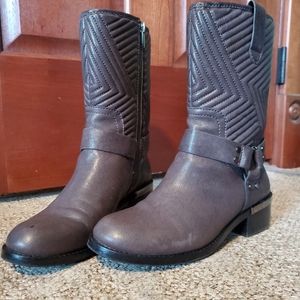 Vince Camuto Boots Size 8